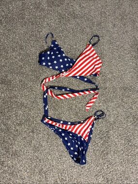 SHEIN Red & White Stars and Stripes Wrap Bikini Set